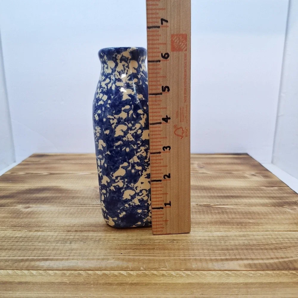 Alpine Pottery Roseville‎ Ohio 1997 Milk Bottle Vase Blue Spongeware 6.5